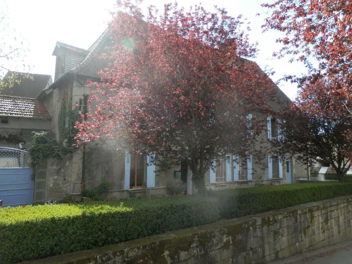 3 Place Des Arbres, Chambres D'Hotes, Felletin Exterior photo